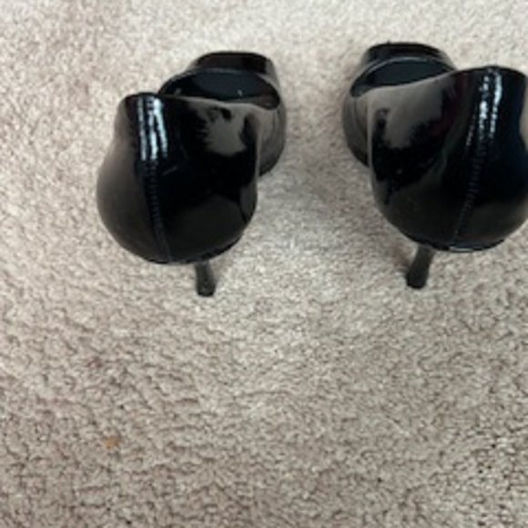 Women's Heels BCB Girls Black Shiny Open Toe Size 6M Heels 3 1/2 - Picture 3 of 5